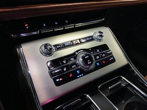 Used 2022 Lincoln Aviator Reserve w/ Elements Package Plus RWD image 23
