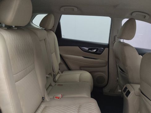 Used 2018 Nissan Rogue SV FWD image 19