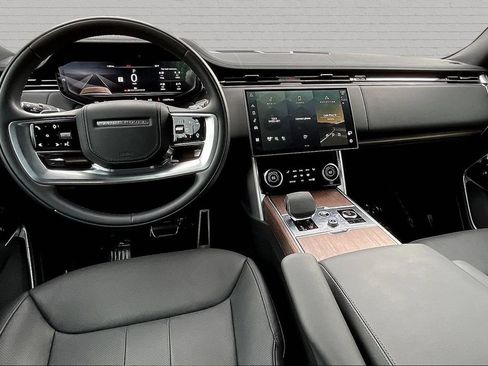 Used 2023 Land Rover Range Rover SE AWD/4WD image 7