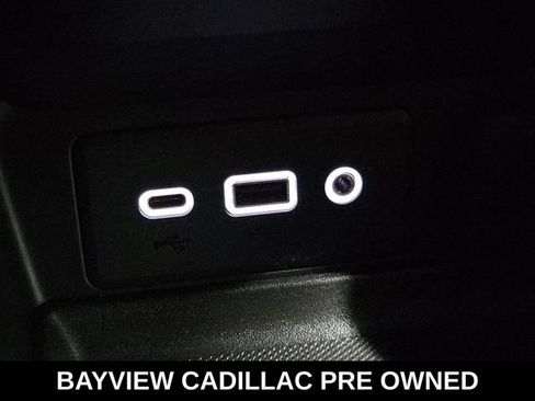Used 2023 GMC Terrain SLE w/ Driver Convenience Package FWD image 31