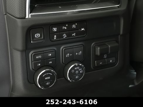 Used 2025 Chevrolet Tahoe RST w/ Advanced Technology Package AWD/4WD image 31