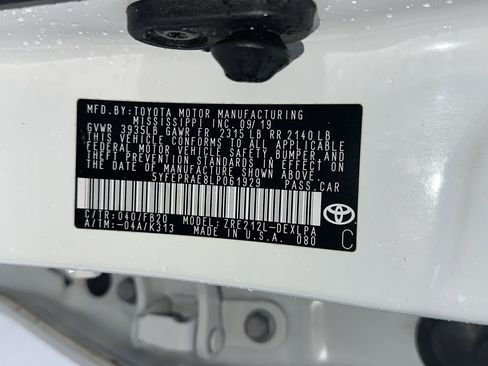 Certified 2020 Toyota Corolla LE image 34