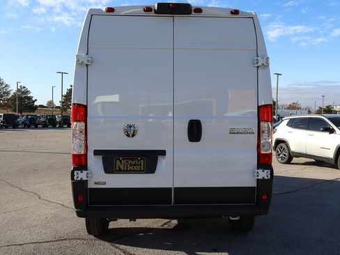 New 2026 RAM ProMaster 2500 w/ Convenience Group image 5
