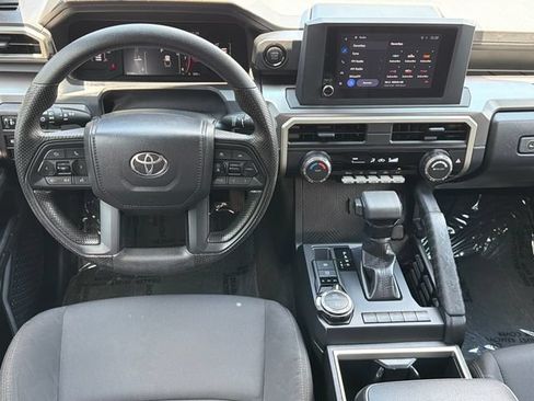 Used 2025 Toyota Tacoma SR5 AWD/4WD image 24