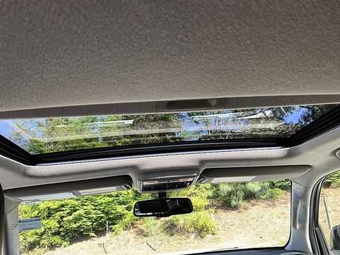 Used 2017 Toyota 4Runner Limited image 5