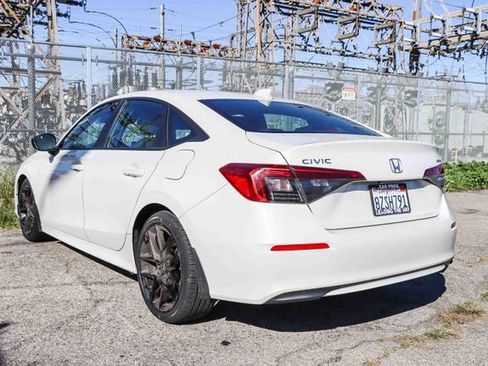 Certified 2022 Honda Civic Sport image 5