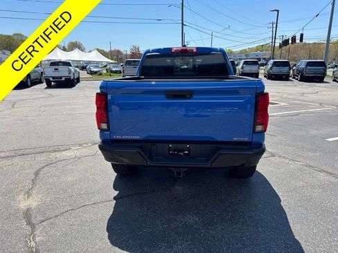 Used 2025 Chevrolet Colorado ZR2 w/ Technology Package AWD/4WD image 7