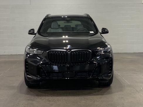 Used 2026 BMW X5 sDrive40i w/ M Sport Package RWD image 2