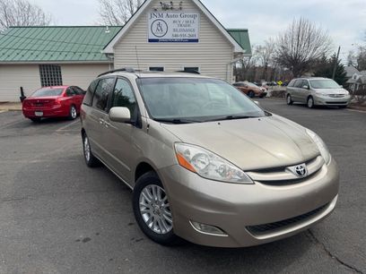 Used 2008 Toyota Sienna XLE 4dr Mini Van