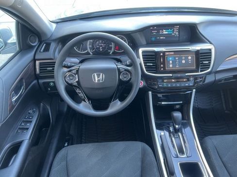 Certified 2017 Honda Accord EX image 13