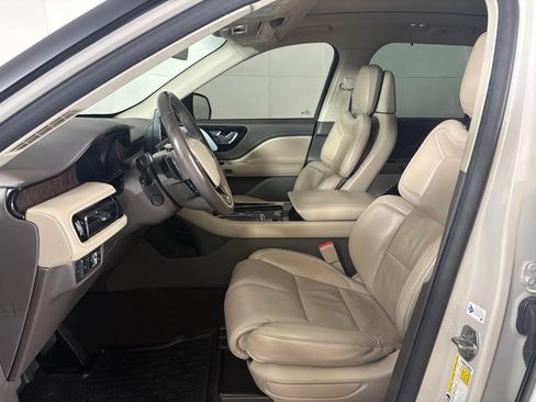 Used 2020 Lincoln Aviator Reserve w/ Equipment Group 201A AWD/4WD image 18