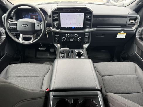 Used 2024 Ford F150 XLT w/ XLT Black Appearance Package RWD image 13