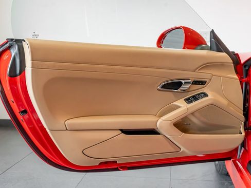 Used 2013 Porsche Boxster RWD image 12