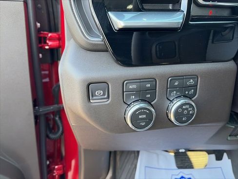 New 2026 GMC Sierra 2500 SLT w/ SLT Premium Package image 19