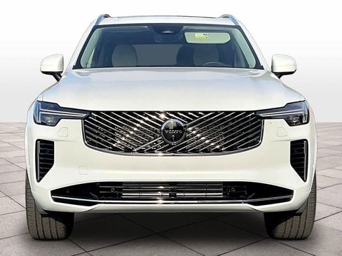 New 2026 Volvo XC90 T8 Ultra w/ Protection Package Premier image 5