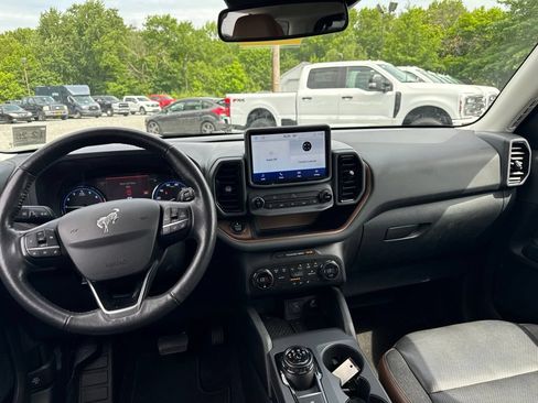Used 2021 Ford Bronco Sport Outer Banks AWD/4WD image 12