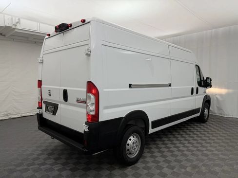 Used 2021 RAM ProMaster 2500 FWD image 5