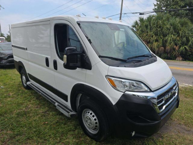Used 2025 RAM ProMaster 2500 w/ U-Haul Equipment Group FWD image 1