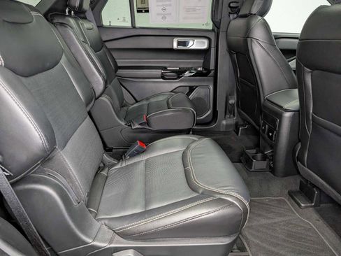 Used 2022 Ford Explorer ST w/ ST Street Pack AWD/4WD image 44