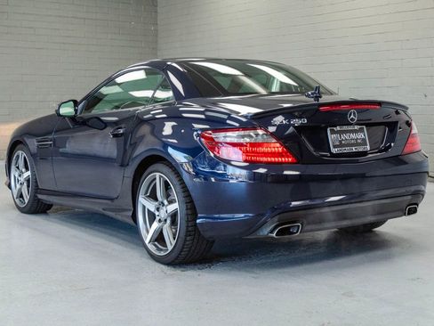 Used 2015 Mercedes-Benz SLK 250 image 33
