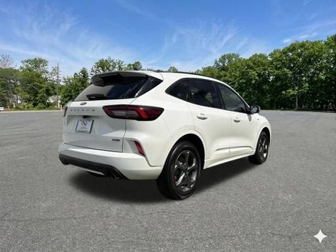 Used 2024 Ford Escape ST-Line Select AWD/4WD image 9