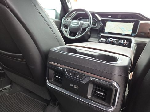 Used 2023 GMC Sierra 1500 Denali Ultimate AWD/4WD image 28