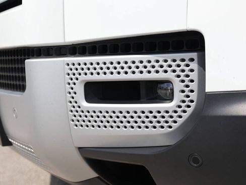 Used 2022 Land Rover Defender 110 SE AWD/4WD image 16