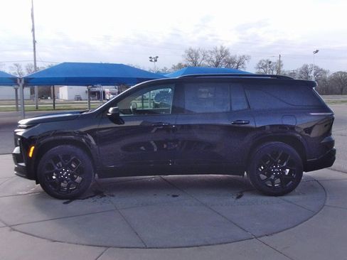 Used 2024 Chevrolet Traverse RS w/ LPO, Floor Liner Package image 18