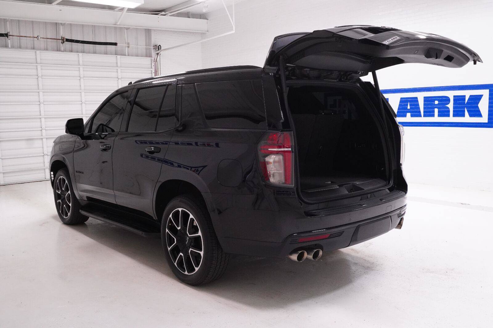Used 2023 Chevrolet Tahoe RST w/ Sport Performance Package AWD/4WD image 39