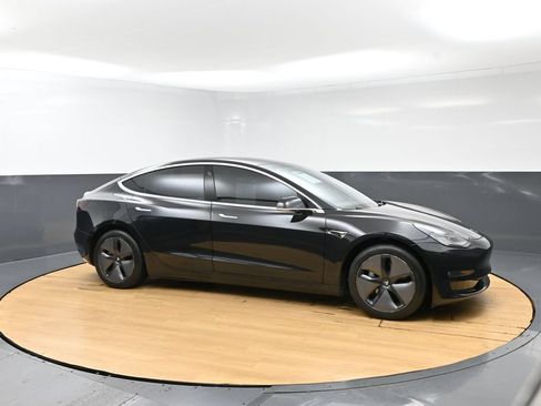 Used 2018 Tesla Model 3 Long Range RWD image 44