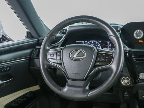 Used 2022 Lexus ES 350 w/ Premium Package FWD image 12