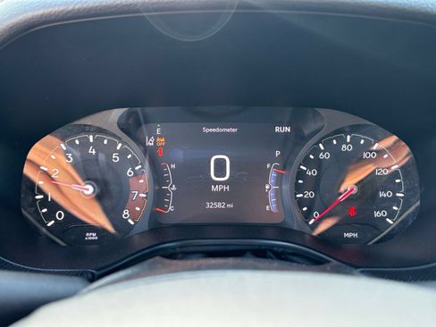 Used 2025 Jeep Compass Trailhawk AWD/4WD image 38