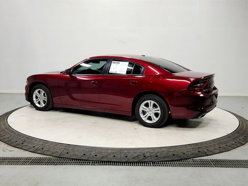 Used 2021 Dodge Charger SXT w/ Leather Interior Group image 5