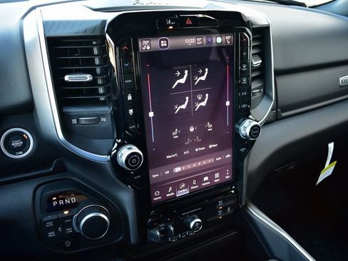 New 2025 RAM 1500 Big Horn AWD/4WD image 43