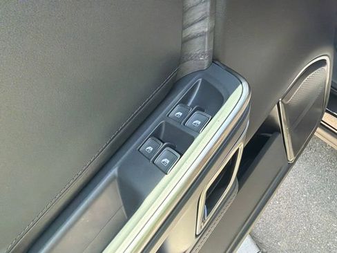Used 2023 Rivian R1S Adventure AWD/4WD image 22