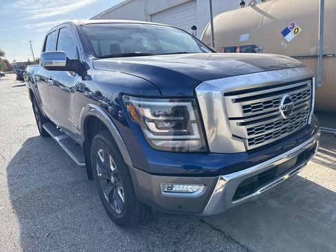 Used 2022 Nissan Titan Platinum Reserve w/ Moonroof Package image 3