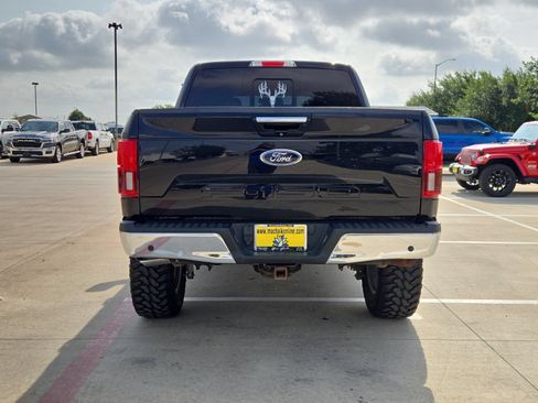 Used 2018 Ford F150 Lariat w/ Equipment Group 502A Luxury AWD/4WD image 4