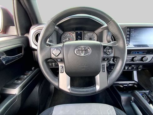 Used 2023 Toyota Tacoma TRD Off-Road w/ Technology Package AWD/4WD image 6