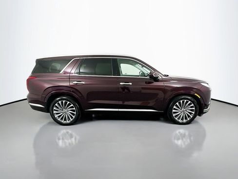 Used 2024 Hyundai Palisade Calligraphy FWD image 4