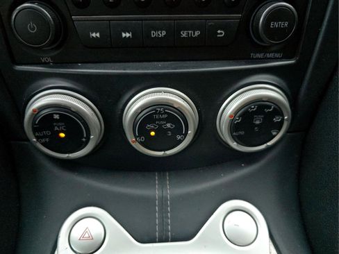 Used 2016 Nissan 370Z NISMO image 28