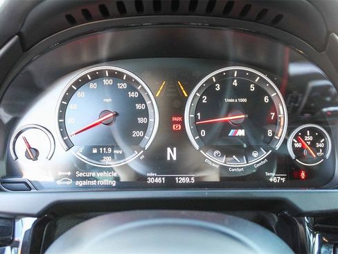 Used 2018 BMW X6 M image 28