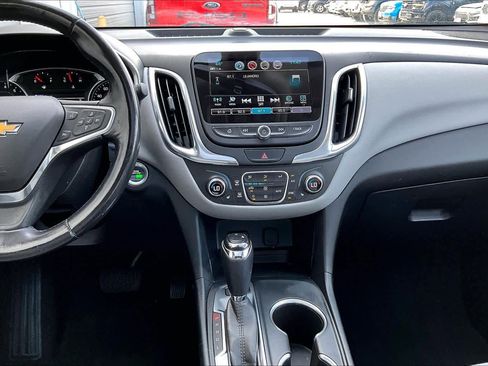 Used 2018 Chevrolet Equinox LT w/ Sun & Infotainment Package image 7