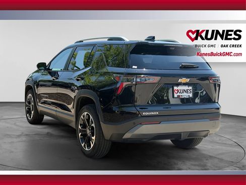 Used 2025 Chevrolet Equinox LT w/ Convenience Package II AWD/4WD image 8