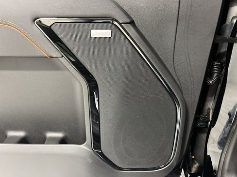 New 2025 GMC Sierra 2500 AT4 w/ AT4 Premium Plus Package image 23