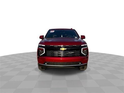 New 2025 Chevrolet Suburban High Country image 3