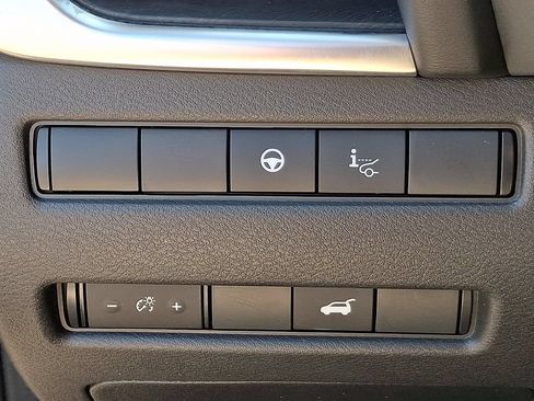 Used 2023 Nissan Rogue Platinum w/ Platinum Premium Package AWD/4WD image 25
