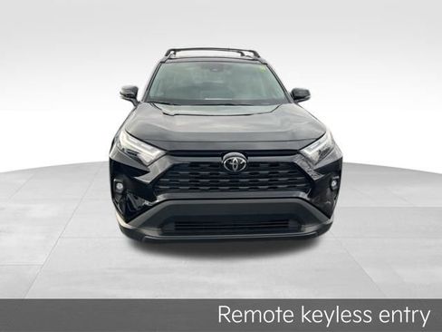 Used 2023 Toyota RAV4 XLE Premium image 2