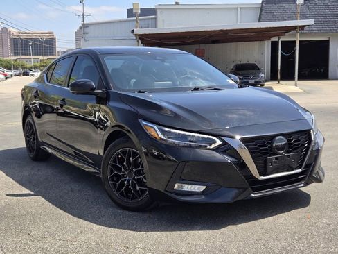 Used 2023 Nissan Sentra SR w/ SR Premium Package image 1