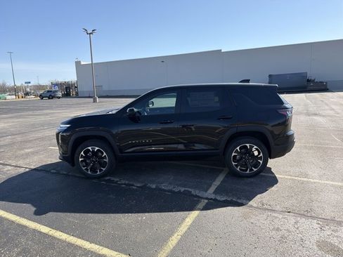 New 2026 Chevrolet Equinox LT w/ Convenience Package II AWD/4WD image 8