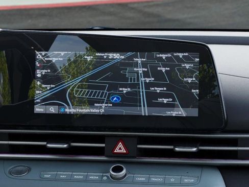 New 2026 Hyundai Elantra Limited FWD image 13